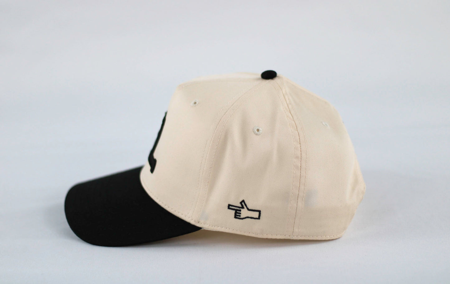 CLASSIC HL SNAPBACK HAT - BLACK & CRÉME